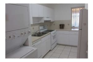 9175 Fontainebleau Blvd, Miami, FL 33172, Sold 07/14/16