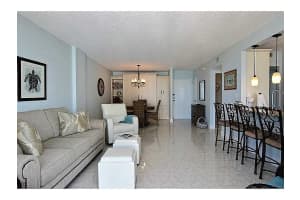 322 Buchanan St, Hollywood, FL 33019, Sold 10/16/15