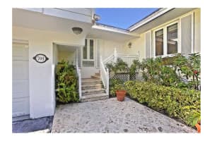 701 S Mashta Dr, Key Biscayne, FL 33149, Sold 10/30/15