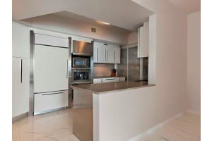 450 Alton Rd, Miami Beach, FL 33139, Sold 04/28/16