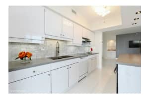 4775 Collins Ave, Miami Beach, FL 33140, Sold 12/14/15