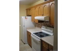 9356 SW 77th Ave APT J8, Miami, FL 33156, Sold 05/03/16