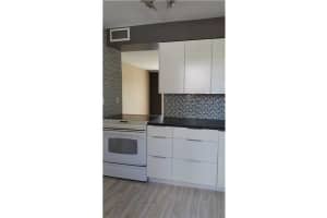 2880 NE 203rd St, Aventura, FL 33180, Sold 12/16/15