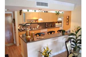 1301 NE 7th St, Hallandale Beach, FL 33009, Sold 01/08/16