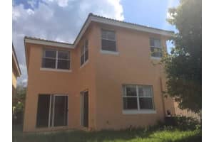 9345 NW 54th St, Sunrise, FL 33351, Sold 12/21/15