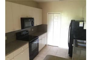 607 NE 35th Ave, Homestead, FL 33033, Sold 02/04/16