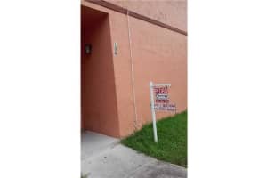 6350 W 27th Ln, Hialeah, FL 33016, Sold 02/03/16