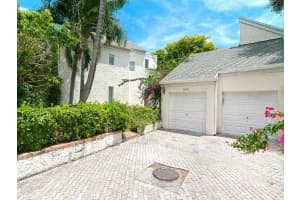 1841 S Oak Haven Cir, Miami, FL 33179, Sold 10/15/15