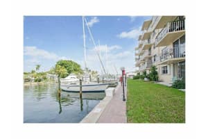 1777 SE 15th St, Fort Lauderdale, FL 33316, Sold 04/29/16