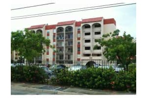 5201 NW 7th St, Miami, FL 33126, Sold 10/26/15