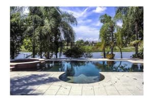 11650 SW 12th St, Pembroke Pines, FL 33025, Sold 11/06/15
