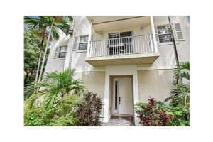 2685 NE 9th Ave, Wilton Manors, FL 33334, Sold 01/25/16