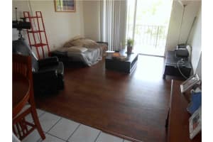 11905 NE 2nd Ave c404, North Miami, FL 33161, Sold 02/26/16