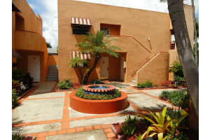 11113 NW 7th St, Miami, FL 33172, Sold 12/16/15