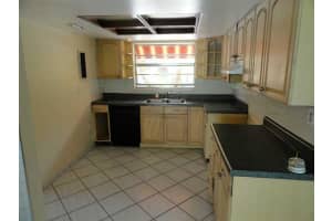 11113 NW 7th St, Miami, FL 33172, Sold 12/16/15