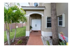 16283 SW 44th Ln, Miami, FL 33185, Sold 12/08/15