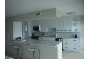 5025 Collins Ave, Miami Beach, FL 33140, Sold 11/30/15