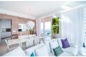300 South Pointe Dr, Miami Beach, FL 33139, Sold 06/20/16