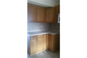9210 Fontainebleau Blvd, Miami, FL 33172, Sold 02/05/16