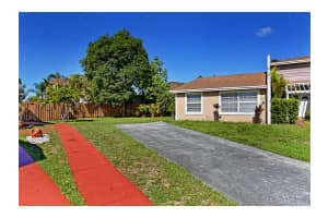 9666 SW 147th Ct, Miami, FL 33196, Sold 11/18/15