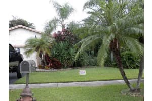 1041 SW 125th Ln, Davie, FL 33325, Sold 11/19/15