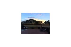 9200 Fontainebleau Blvd, Miami, FL 33172, Sold 12/15/15