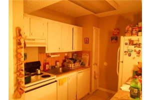 800 SW 129th Pl, Miami, FL 33184, Sold 11/06/15