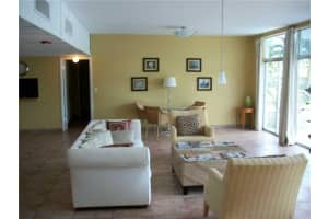 9800 W Bay Harbor Dr, Bay Harbor Islands, FL 33154, Sold 02/15/16