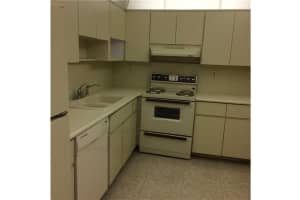 9170 Fontainebleau Blvd, Miami, FL 33172, Sold 10/29/15