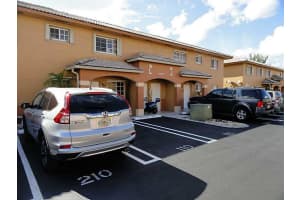 2403 W 76th St, Hialeah, FL 33016, Sold 12/11/15