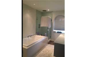 14837 Balgowan Rd, Hialeah, FL 33016, Sold 12/18/15
