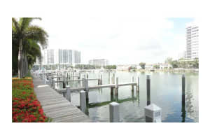 7930 East Dr, North Bay Village, FL 33141, Sold 07/25/16