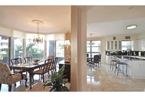743 Crandon Blvd, Key Biscayne, FL 33149, Sold 08/02/16