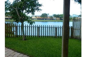 10670 NW 2nd Cir, Pembroke Pines, FL 33026, Sold 11/05/15