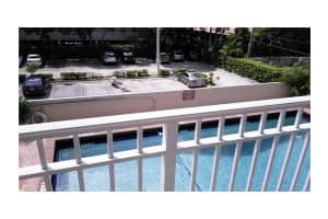 1300 Lincoln Rd D304, Miami Beach, FL 33139, Sold 11/12/15