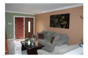 8404 NW 8th St, Miami, FL 33126, Sold 06/03/16