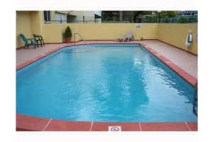 8321 NW 7th St, Miami, FL 33126, Sold 03/10/16