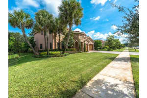 10737 SW 50th St, Cooper City, FL 33328, Sold 11/23/15