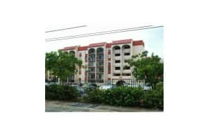 5201 NW 7th St, Miami, FL 33126, Sold 11/12/15