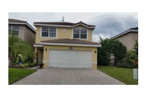 9298 NW 55th St, Sunrise, FL 33351, Sold 01/11/16