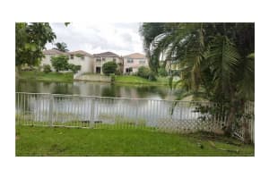 9298 NW 55th St, Sunrise, FL 33351, Sold 01/11/16