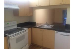 10469 NW 8th St, Pembroke Pines, FL 33026, Sold 12/03/15