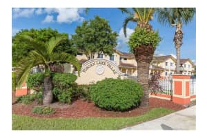 17807 NW 74th Ct, Hialeah, FL 33015, Sold 11/17/15