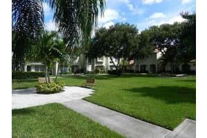 10853 NW 3rd Ct, Pembroke Pines, FL 33026, Sold 01/05/16