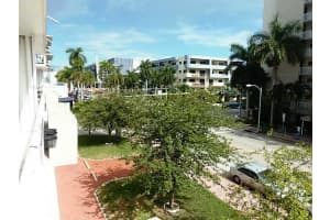1331 Lincoln Rd, Miami Beach, FL 33139, Sold 01/29/16