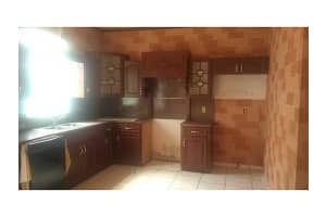 10251 NW 6th St, Pembroke Pines, FL 33026, Sold 12/07/16