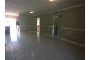 6900 NW 173rd Dr, Hialeah, FL 33015, Sold 01/14/16