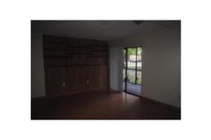 18875 NW 62nd Ave, Hialeah, FL 33015, Sold 01/28/16