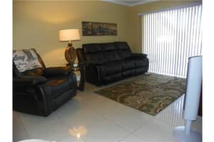 15221 SW 80th St, Miami, FL 33193, Sold 01/01/16