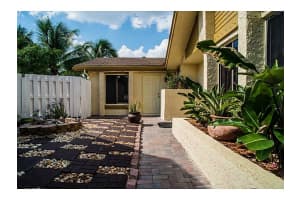 8441 SW 39th Ct, Davie, FL 33328, Sold 02/19/16